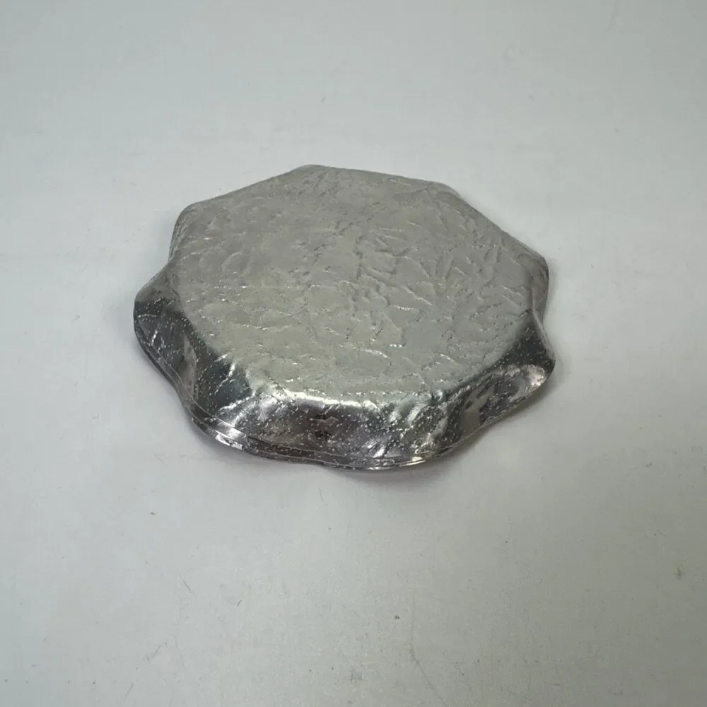 VTG 1950s Hammered Aluminum Set 3 Coasters Scalloped Rim Silver 4
